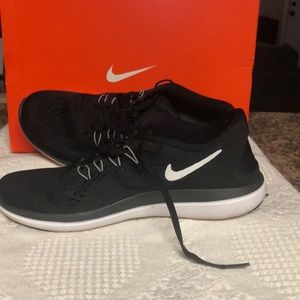 Nike Flex Run Womens 11